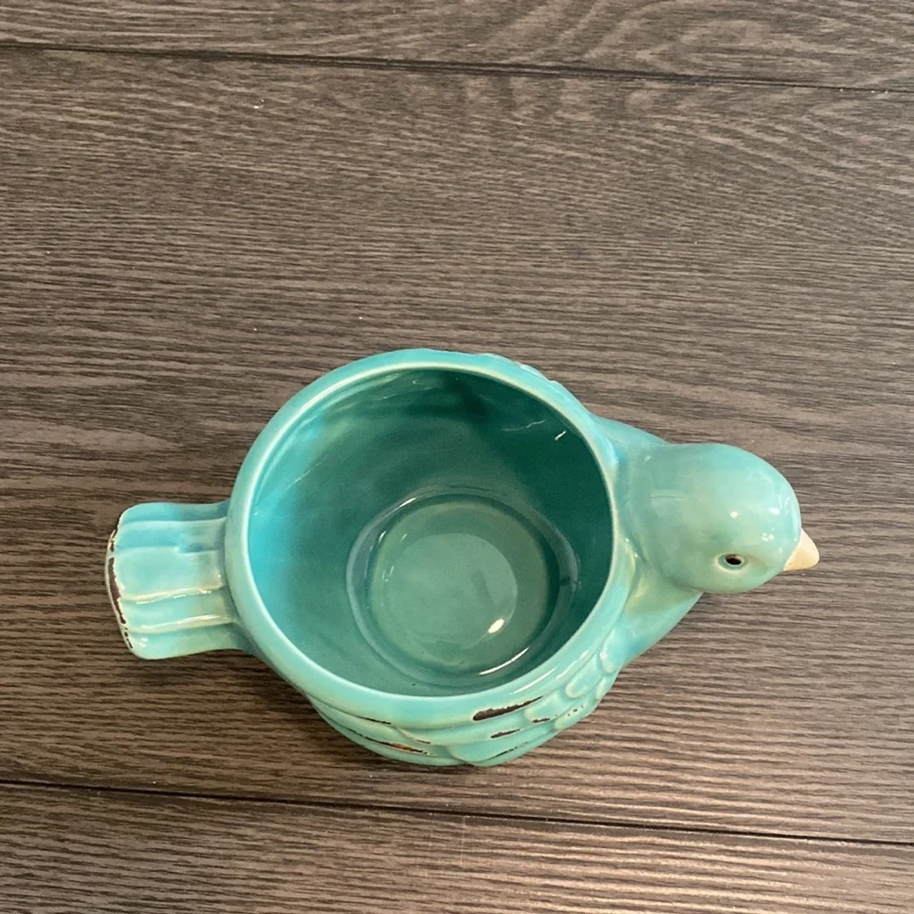 Seafoam green ceramic bird container. 4” diameter across opening. Cute! - Picture 6 of 11